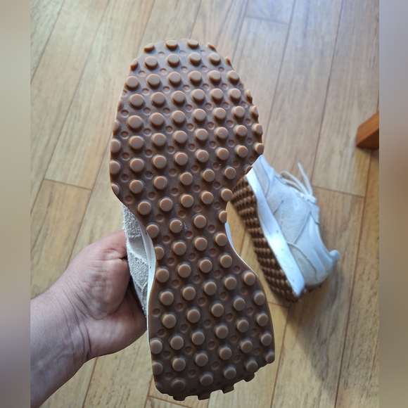 NEW BALANCE  The Intelligent Choice 327 For Womens Sz. 8.5 - Picture 8 of 9